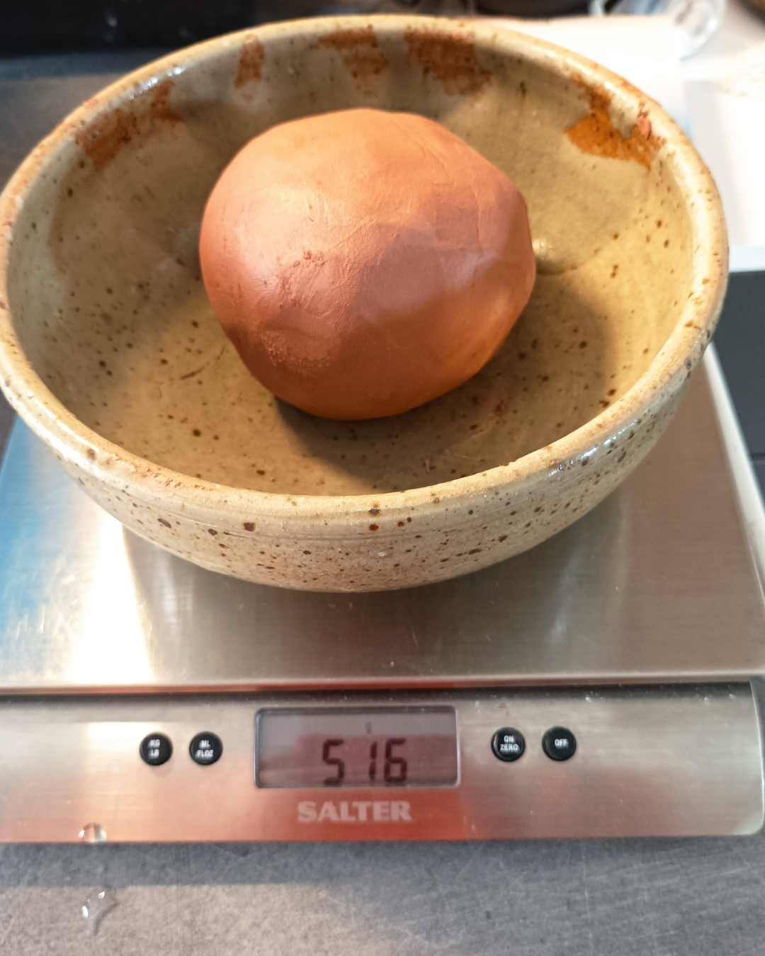 le grès Atelier poterie Ayon
