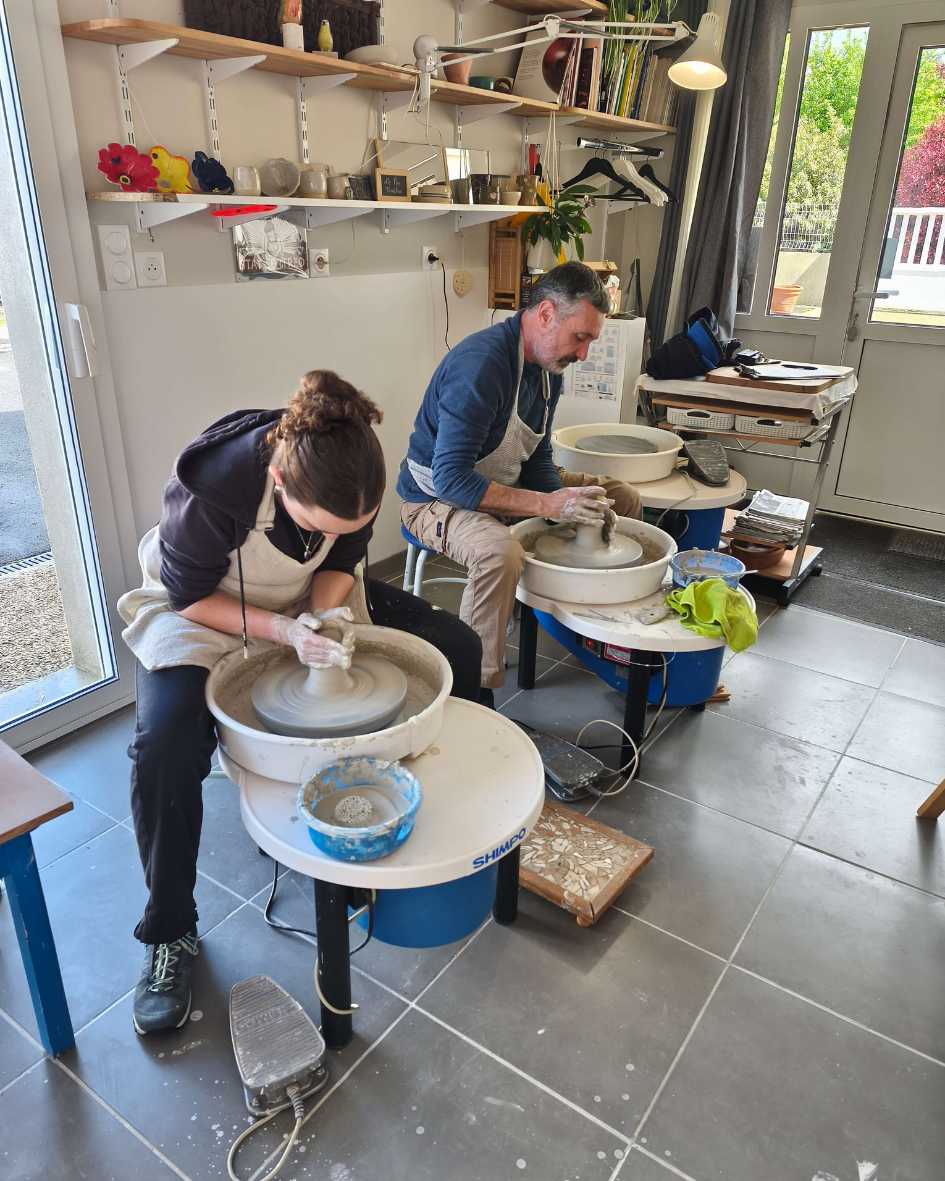 Atelier Éva Poterie 86190 AYRON