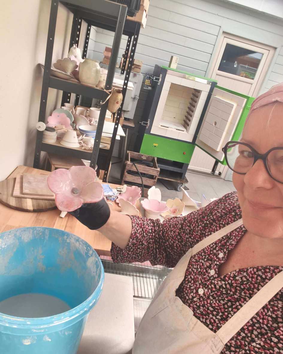 Éva Pérols Atelier poterie Ayon