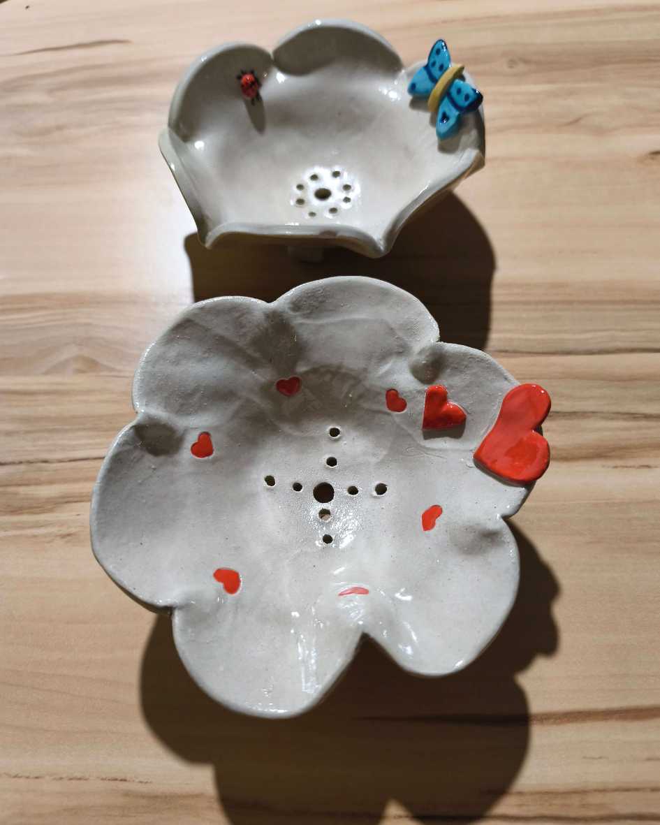 Atelier Éva Poterie 86190 AYRON