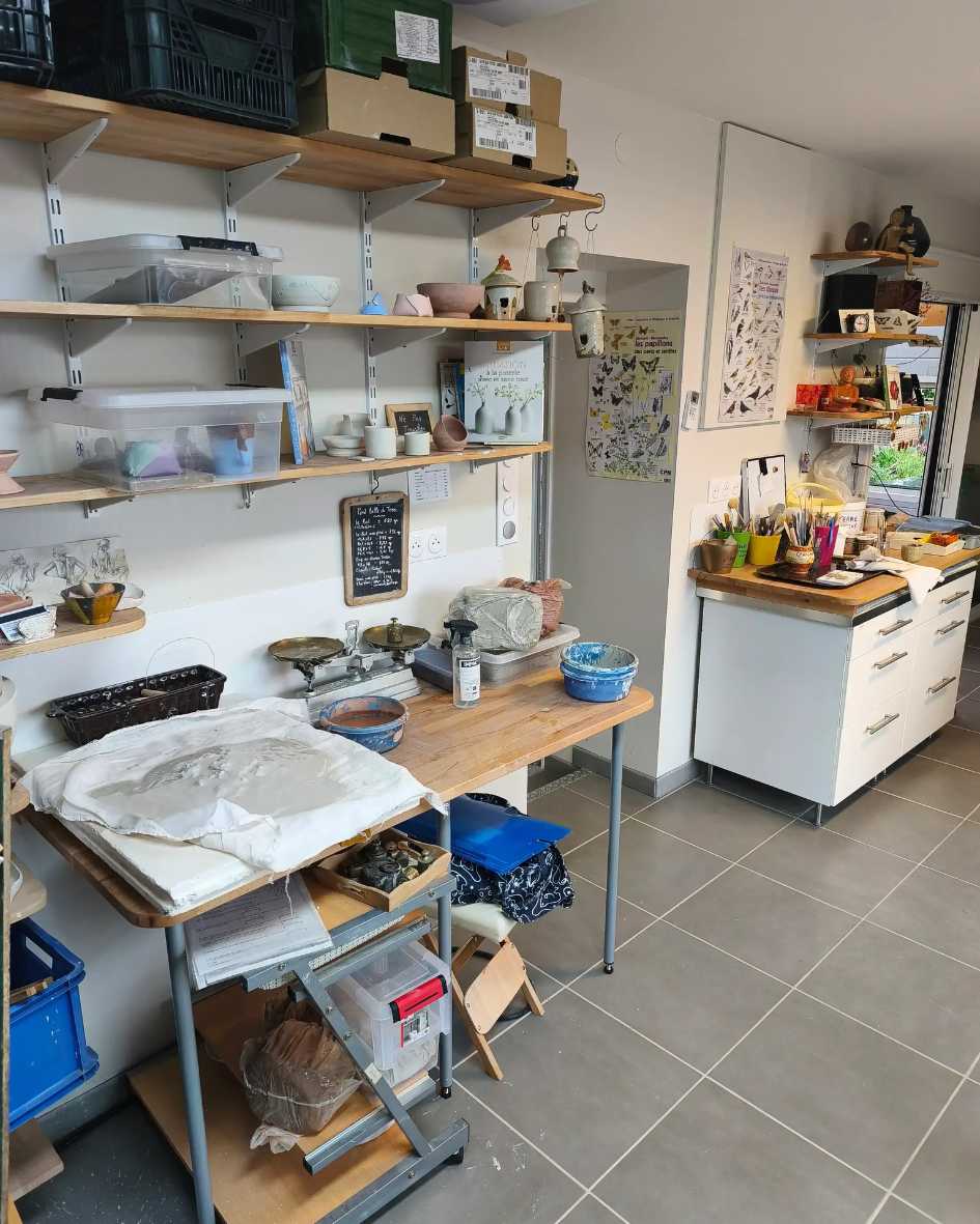 Atelier Éva Poterie 86190 AYRON